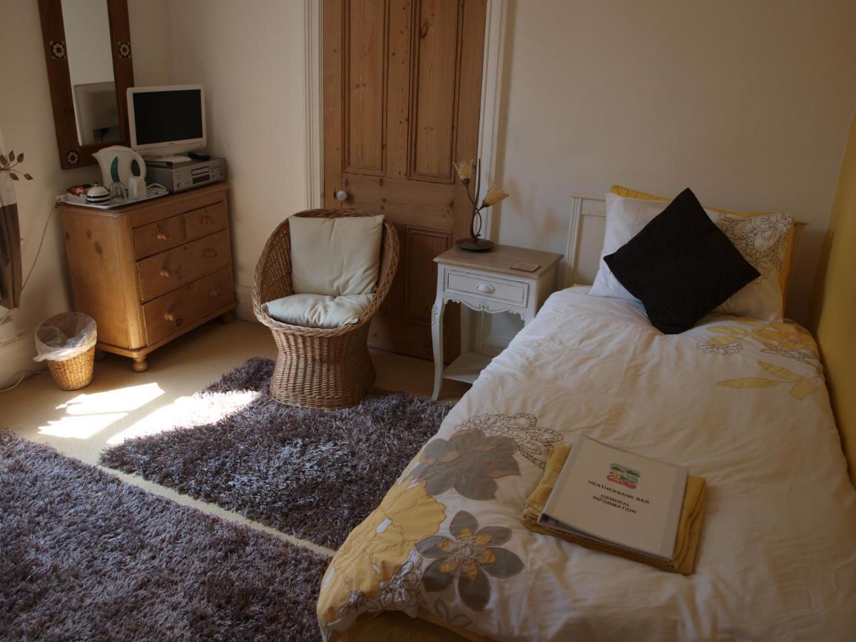 Heatherbank B&B Sandhurst  Bagian luar foto